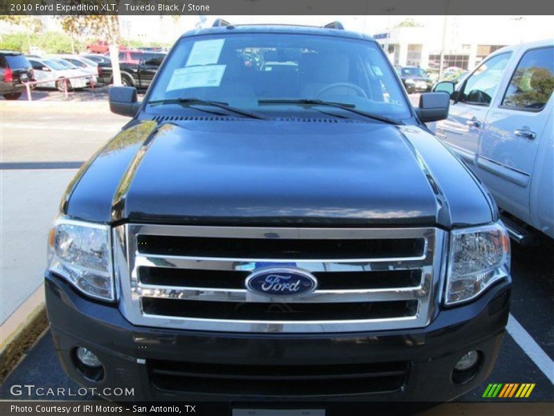 Tuxedo Black / Stone 2010 Ford Expedition XLT