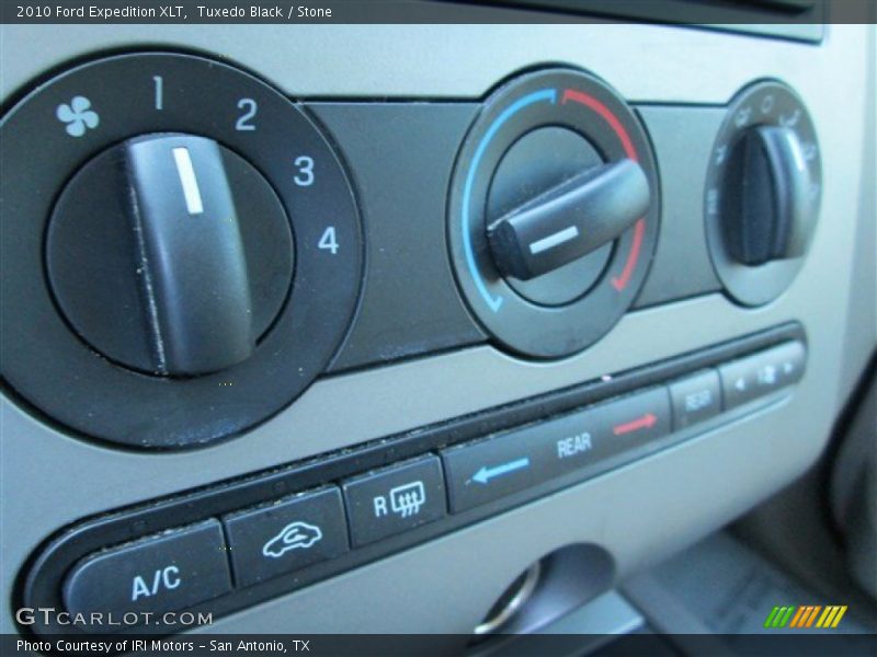Tuxedo Black / Stone 2010 Ford Expedition XLT