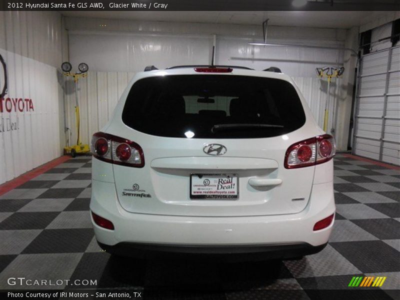 Glacier White / Gray 2012 Hyundai Santa Fe GLS AWD