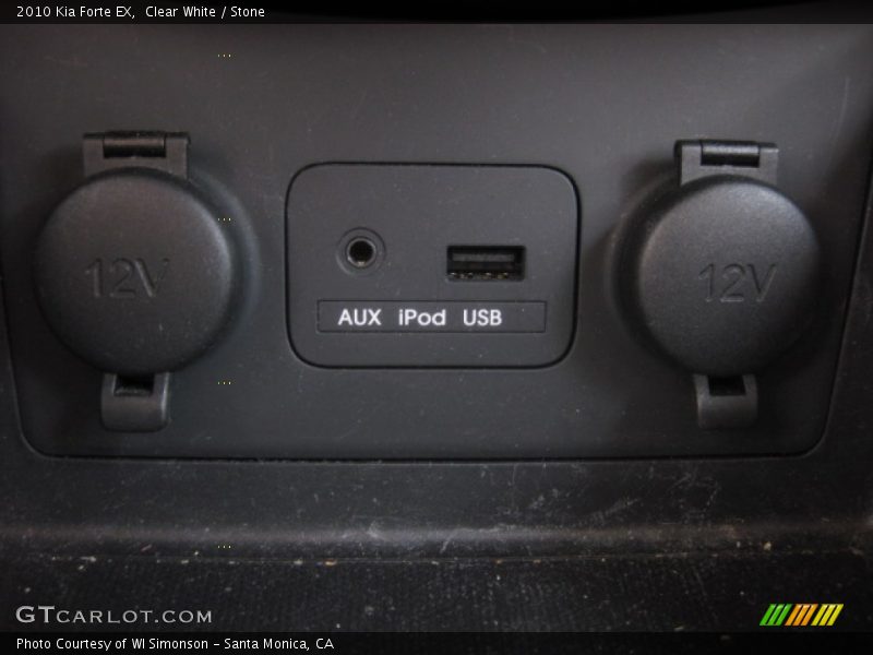 Clear White / Stone 2010 Kia Forte EX
