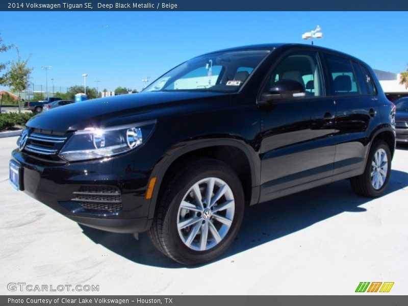 Deep Black Metallic / Beige 2014 Volkswagen Tiguan SE