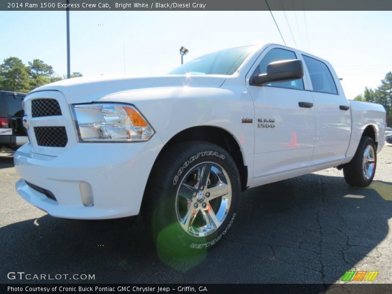 Bright White / Black/Diesel Gray 2014 Ram 1500 Express Crew Cab