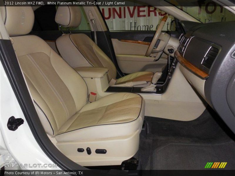 White Platinum Metallic Tri-Coat / Light Camel 2012 Lincoln MKZ FWD