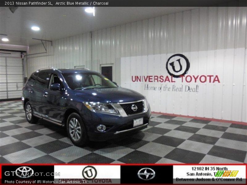 Arctic Blue Metallic / Charcoal 2013 Nissan Pathfinder SL