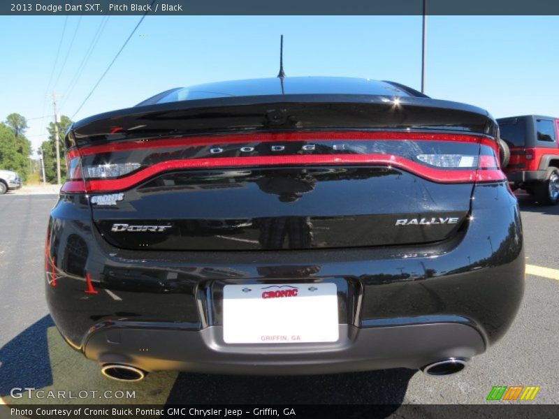 Pitch Black / Black 2013 Dodge Dart SXT