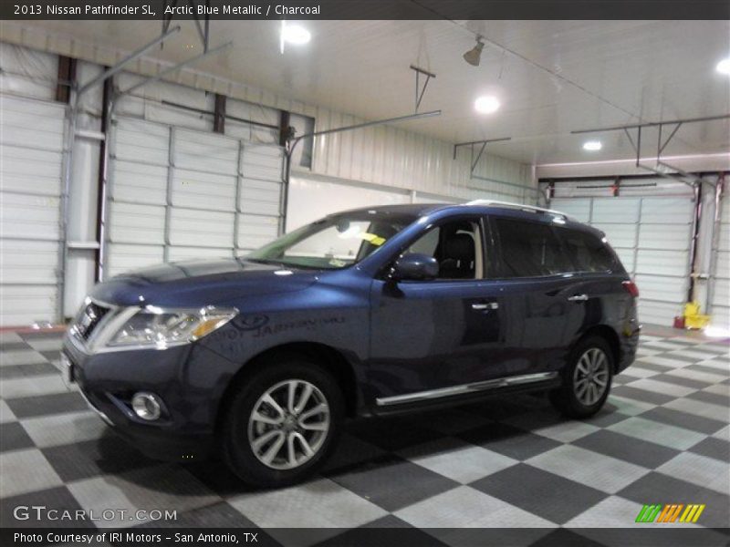 Arctic Blue Metallic / Charcoal 2013 Nissan Pathfinder SL