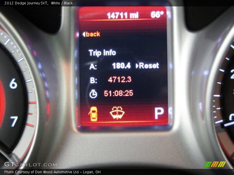 White / Black 2012 Dodge Journey SXT