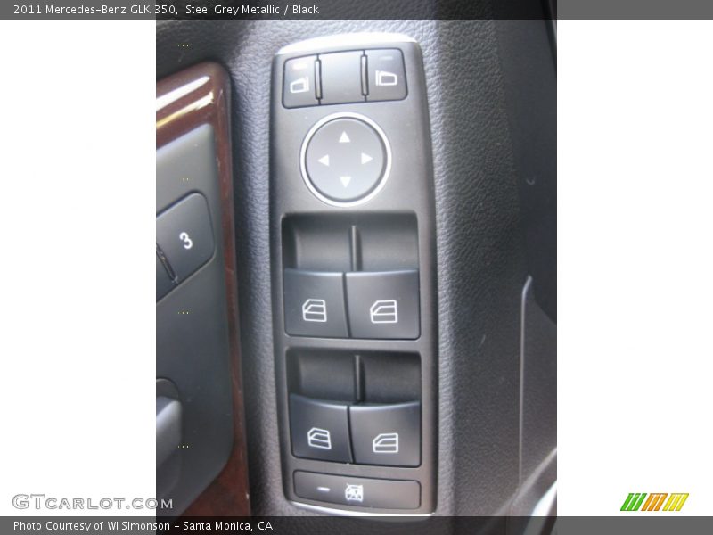 Steel Grey Metallic / Black 2011 Mercedes-Benz GLK 350