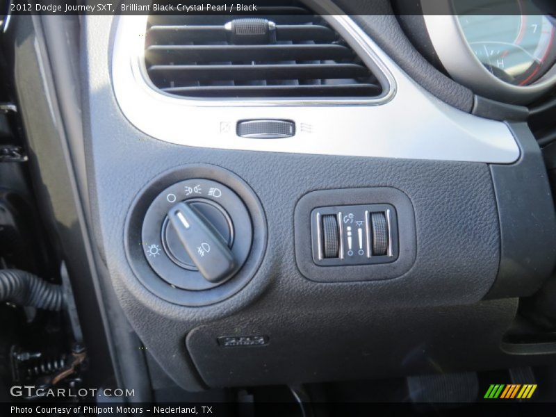Brilliant Black Crystal Pearl / Black 2012 Dodge Journey SXT