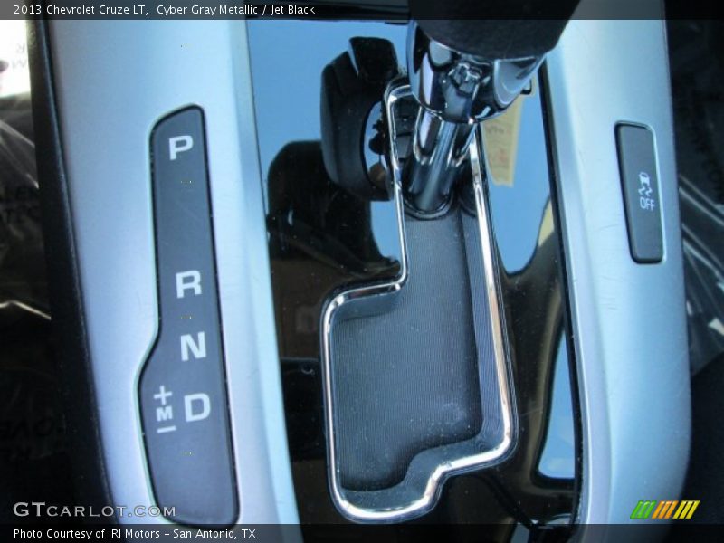Cyber Gray Metallic / Jet Black 2013 Chevrolet Cruze LT