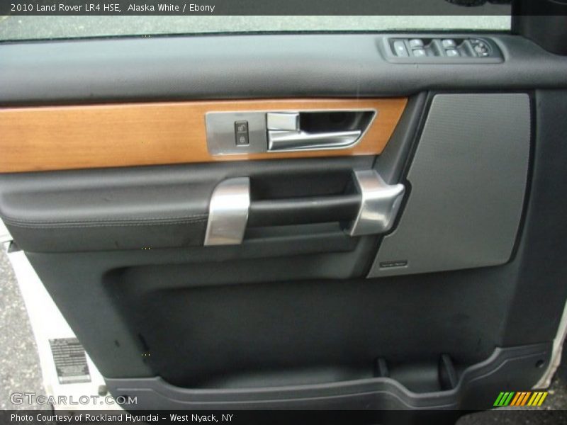 Alaska White / Ebony 2010 Land Rover LR4 HSE