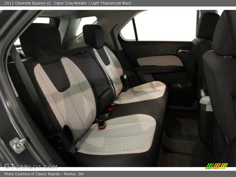 Cyber Gray Metallic / Light Titanium/Jet Black 2011 Chevrolet Equinox LS