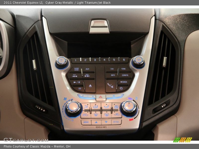 Cyber Gray Metallic / Light Titanium/Jet Black 2011 Chevrolet Equinox LS