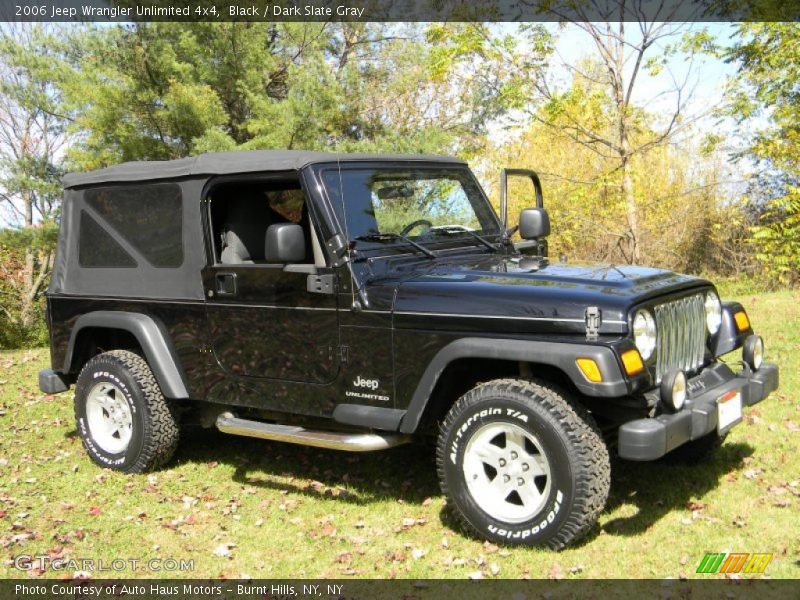 Front 3/4 View of 2006 Wrangler Unlimited 4x4