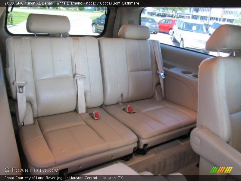 White Diamond Tricoat / Cocoa/Light Cashmere 2009 GMC Yukon XL Denali
