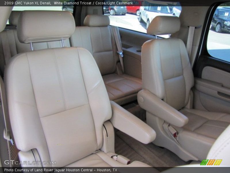 White Diamond Tricoat / Cocoa/Light Cashmere 2009 GMC Yukon XL Denali