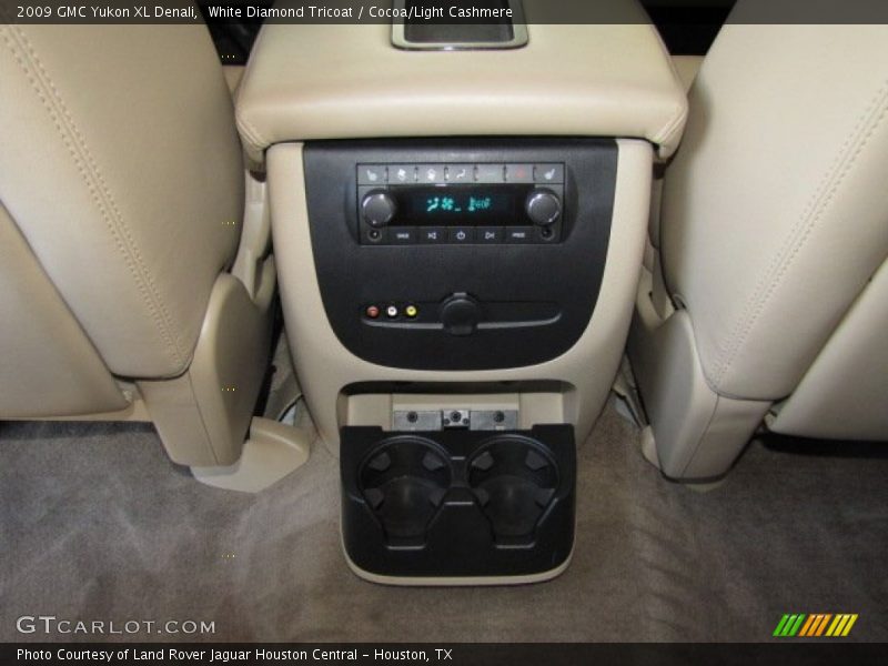 White Diamond Tricoat / Cocoa/Light Cashmere 2009 GMC Yukon XL Denali