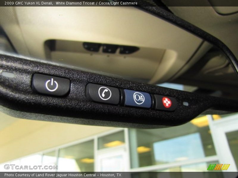 White Diamond Tricoat / Cocoa/Light Cashmere 2009 GMC Yukon XL Denali