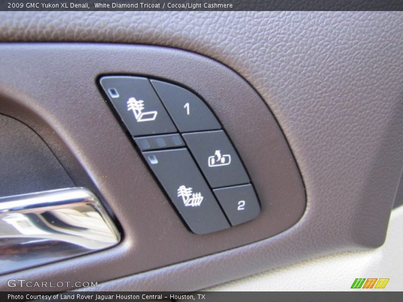 White Diamond Tricoat / Cocoa/Light Cashmere 2009 GMC Yukon XL Denali
