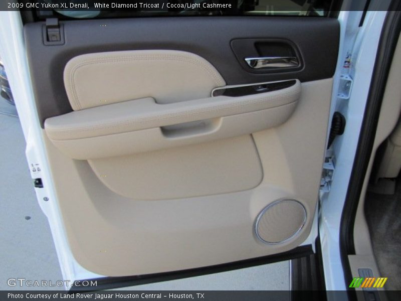 White Diamond Tricoat / Cocoa/Light Cashmere 2009 GMC Yukon XL Denali