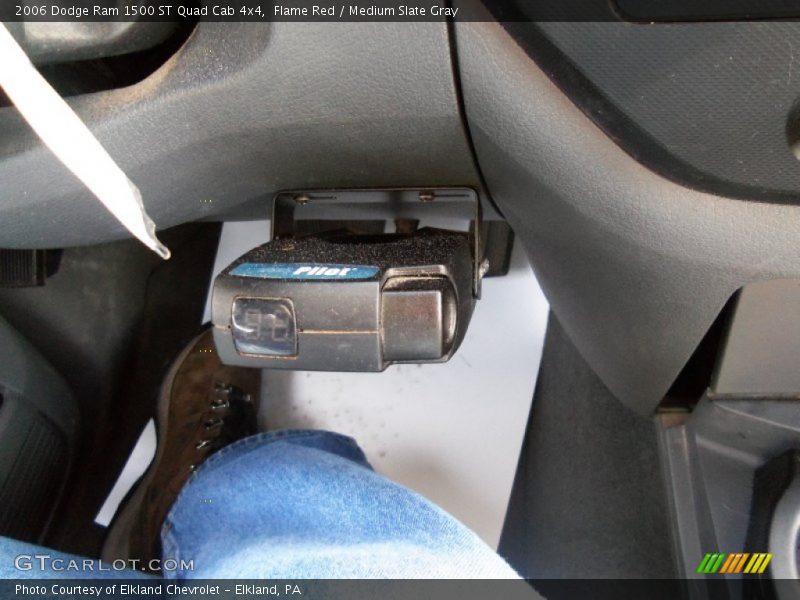 Flame Red / Medium Slate Gray 2006 Dodge Ram 1500 ST Quad Cab 4x4