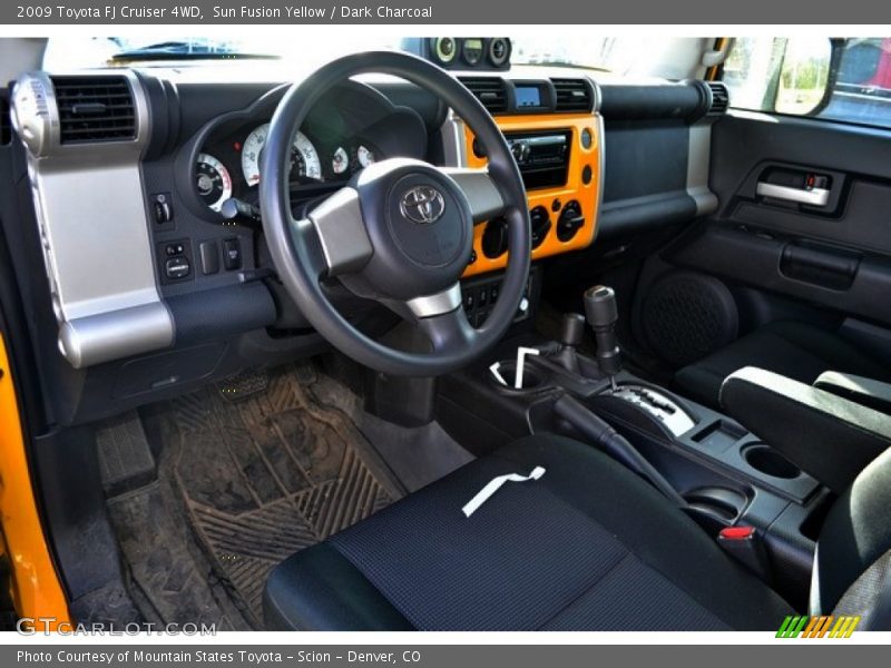 Sun Fusion Yellow / Dark Charcoal 2009 Toyota FJ Cruiser 4WD