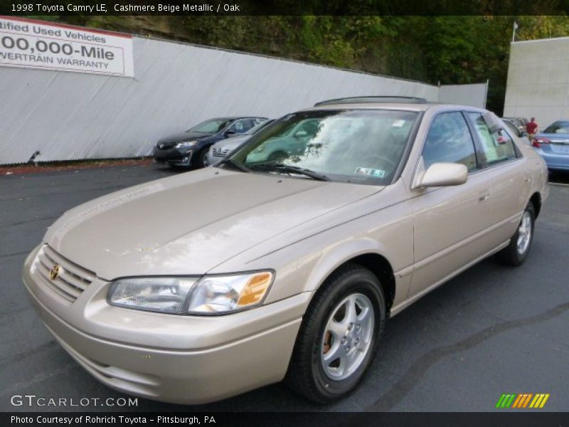 Cashmere Beige Metallic / Oak 1998 Toyota Camry LE
