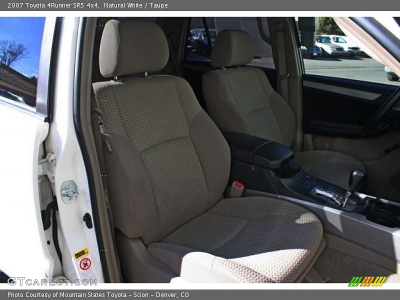 Natural White / Taupe 2007 Toyota 4Runner SR5 4x4