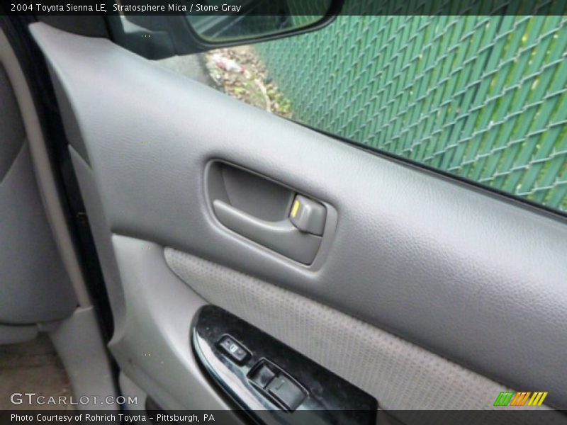 Stratosphere Mica / Stone Gray 2004 Toyota Sienna LE
