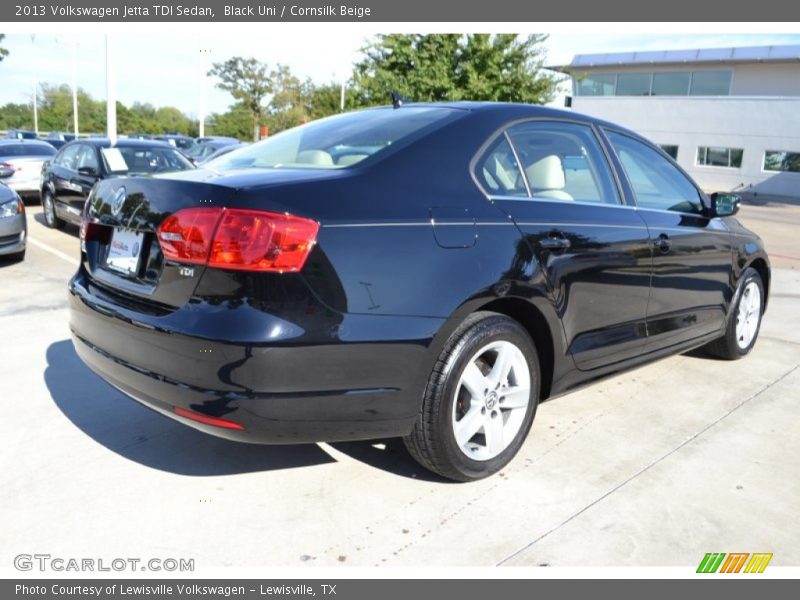 Black Uni / Cornsilk Beige 2013 Volkswagen Jetta TDI Sedan