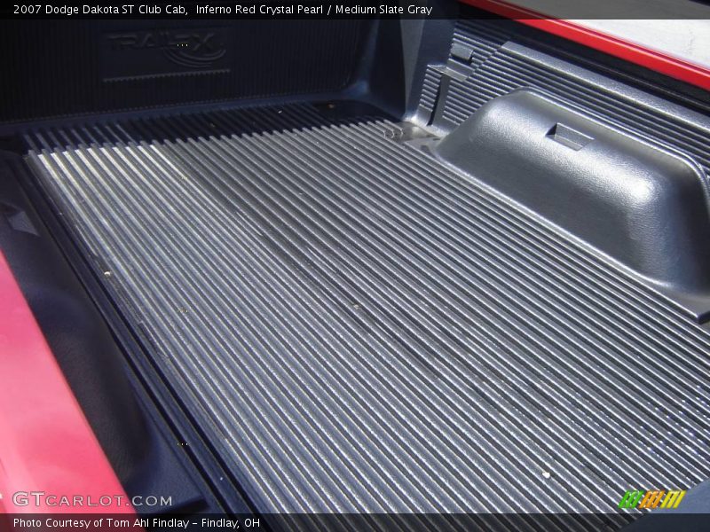 Inferno Red Crystal Pearl / Medium Slate Gray 2007 Dodge Dakota ST Club Cab
