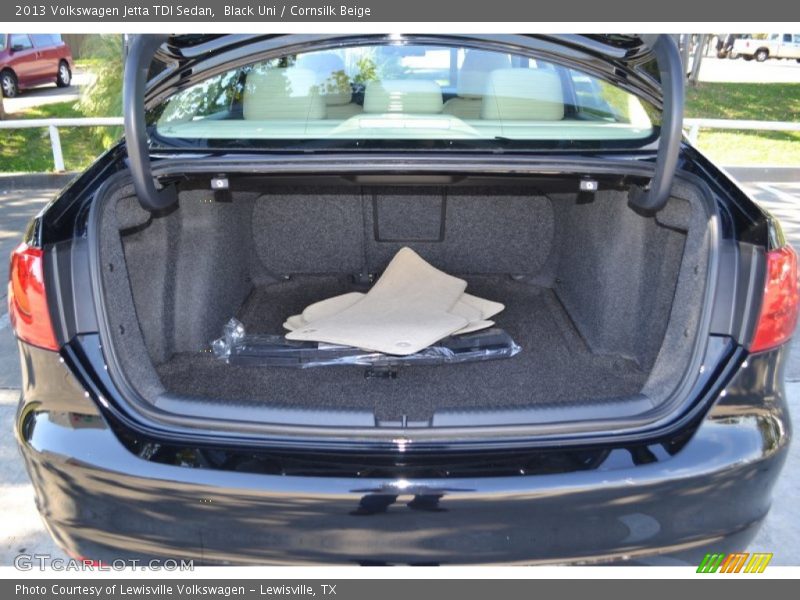 Black Uni / Cornsilk Beige 2013 Volkswagen Jetta TDI Sedan
