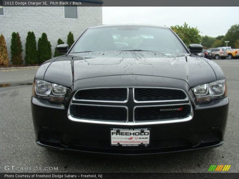 Pitch Black / Black 2013 Dodge Charger SE