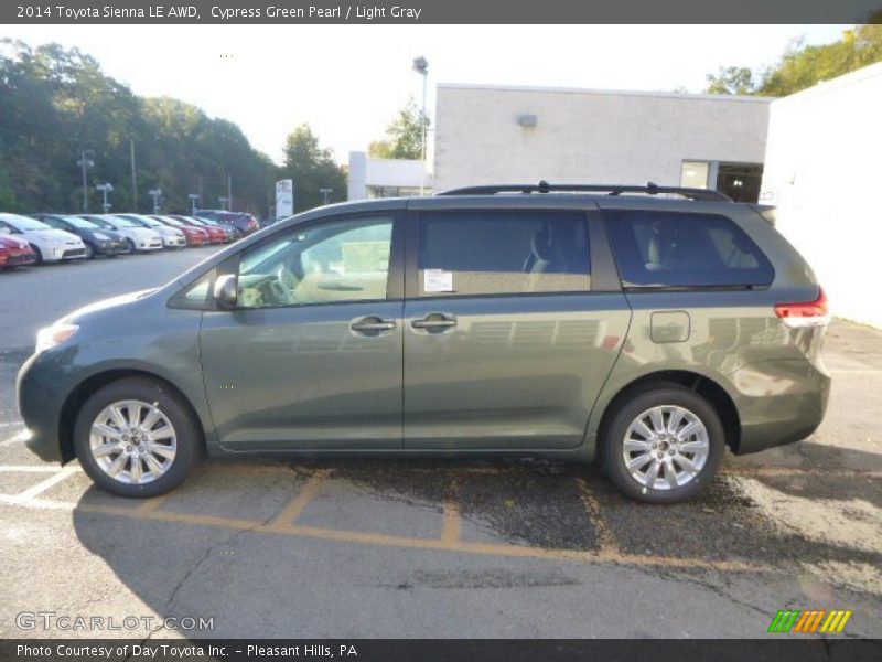 Cypress Green Pearl / Light Gray 2014 Toyota Sienna LE AWD