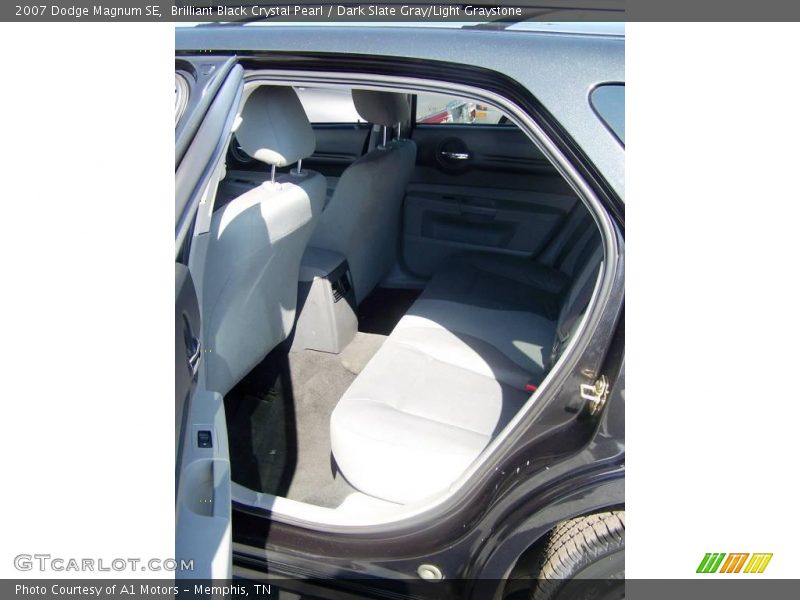 Brilliant Black Crystal Pearl / Dark Slate Gray/Light Graystone 2007 Dodge Magnum SE