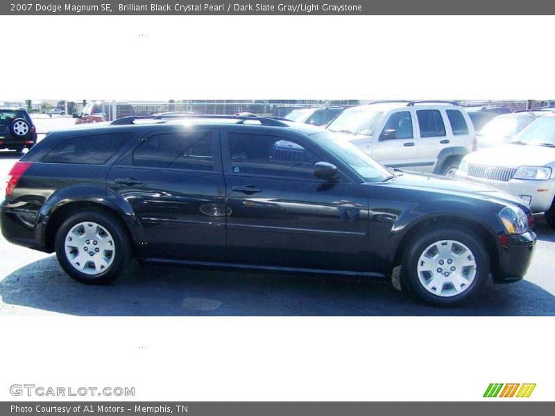Brilliant Black Crystal Pearl / Dark Slate Gray/Light Graystone 2007 Dodge Magnum SE