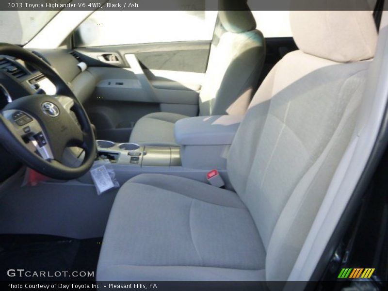 Black / Ash 2013 Toyota Highlander V6 4WD