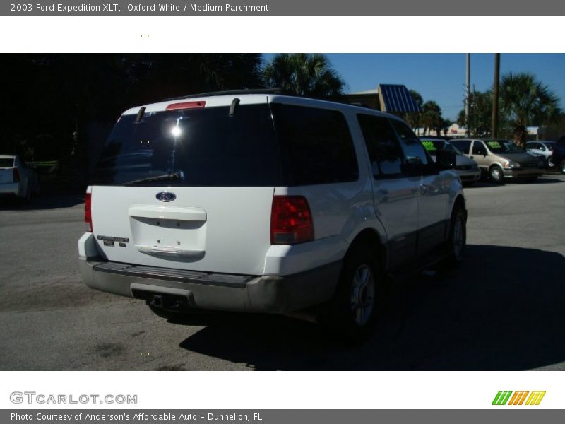 Oxford White / Medium Parchment 2003 Ford Expedition XLT