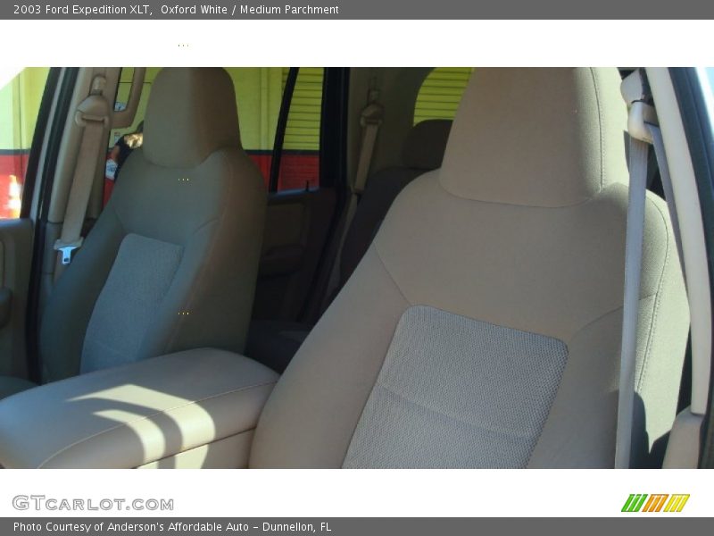 Oxford White / Medium Parchment 2003 Ford Expedition XLT