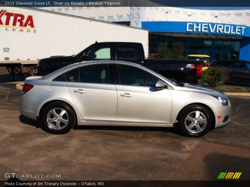Silver Ice Metallic / Medium Titanium 2013 Chevrolet Cruze LT
