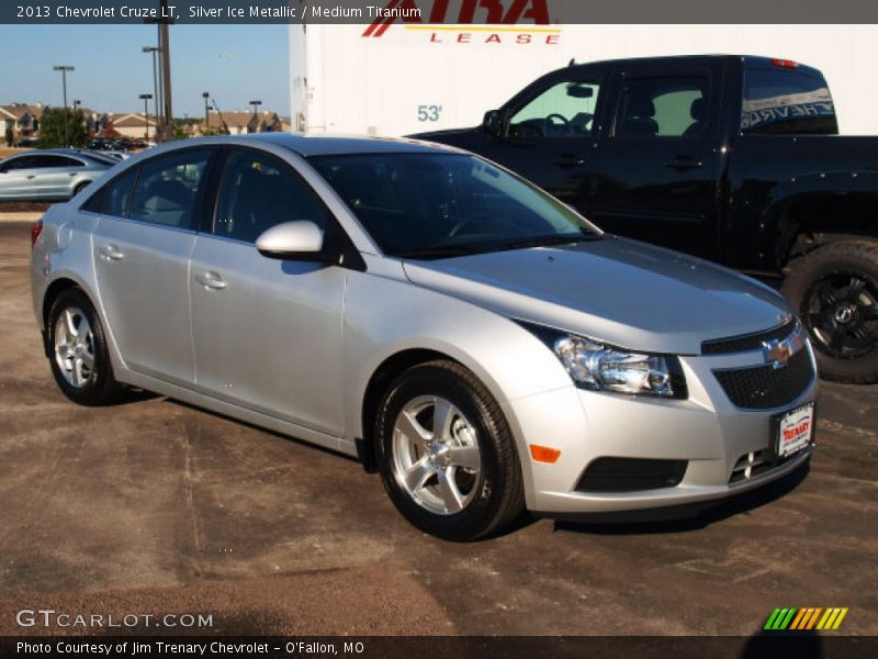 Silver Ice Metallic / Medium Titanium 2013 Chevrolet Cruze LT