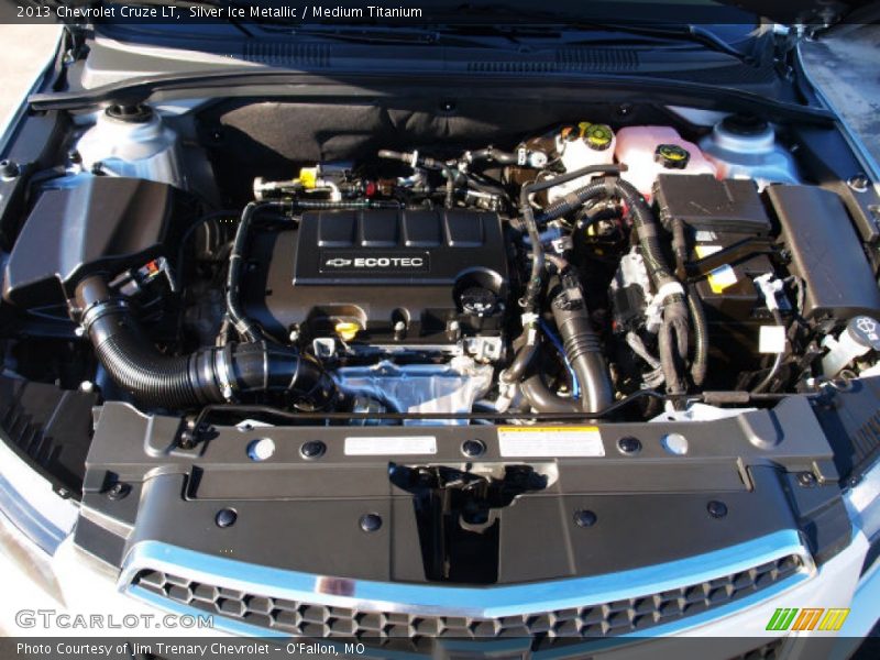 Silver Ice Metallic / Medium Titanium 2013 Chevrolet Cruze LT