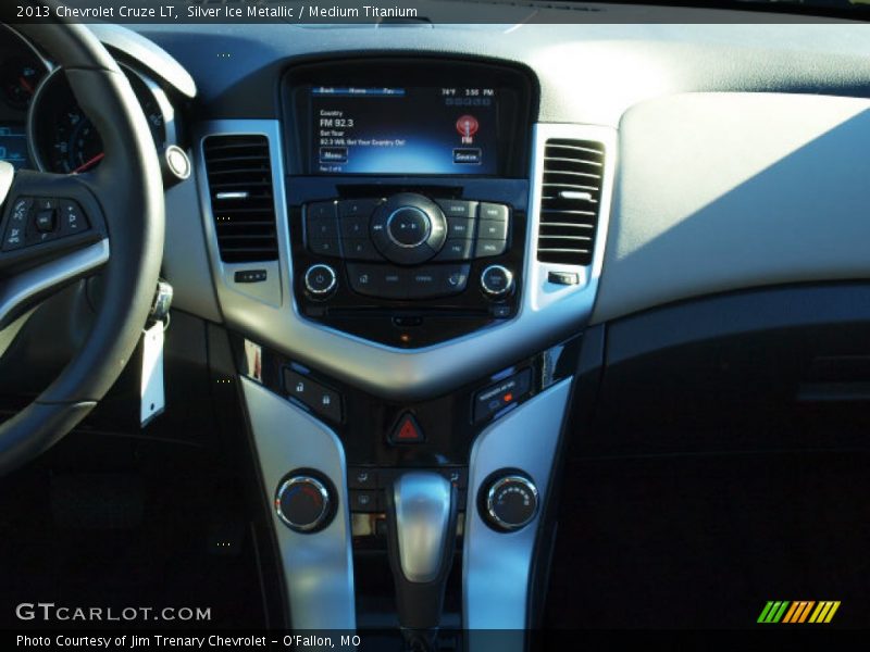 Silver Ice Metallic / Medium Titanium 2013 Chevrolet Cruze LT