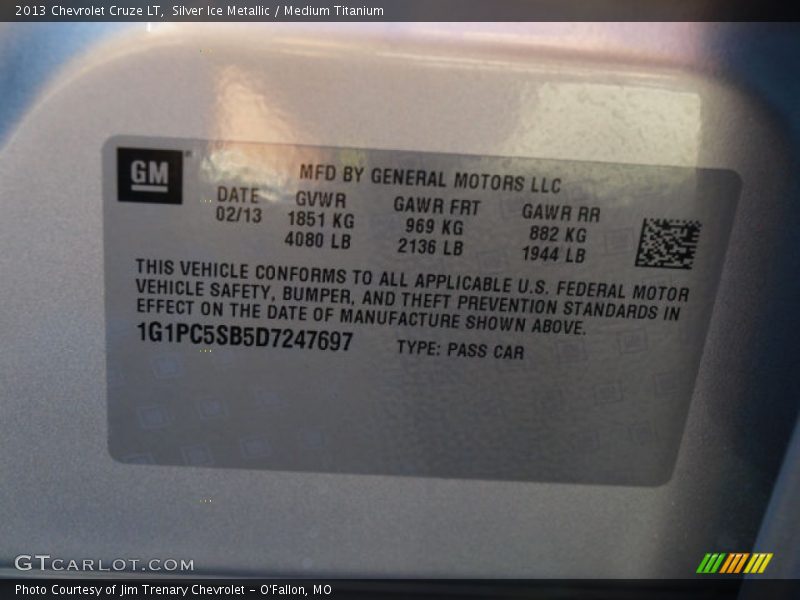 Silver Ice Metallic / Medium Titanium 2013 Chevrolet Cruze LT