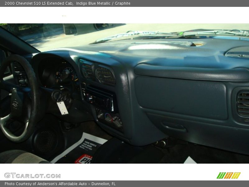 Indigo Blue Metallic / Graphite 2000 Chevrolet S10 LS Extended Cab