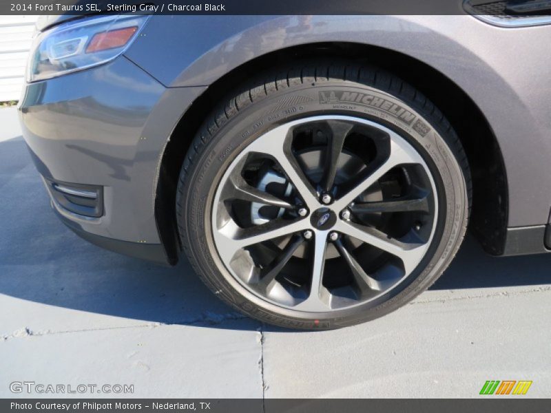 Sterling Gray / Charcoal Black 2014 Ford Taurus SEL