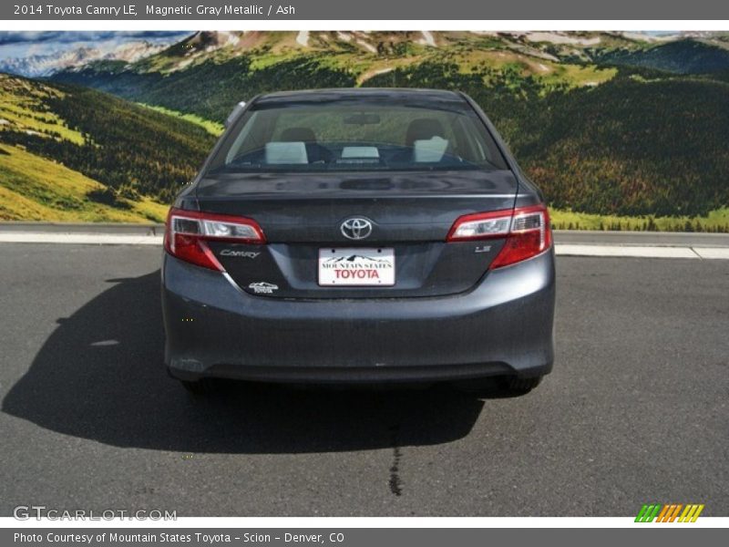 Magnetic Gray Metallic / Ash 2014 Toyota Camry LE