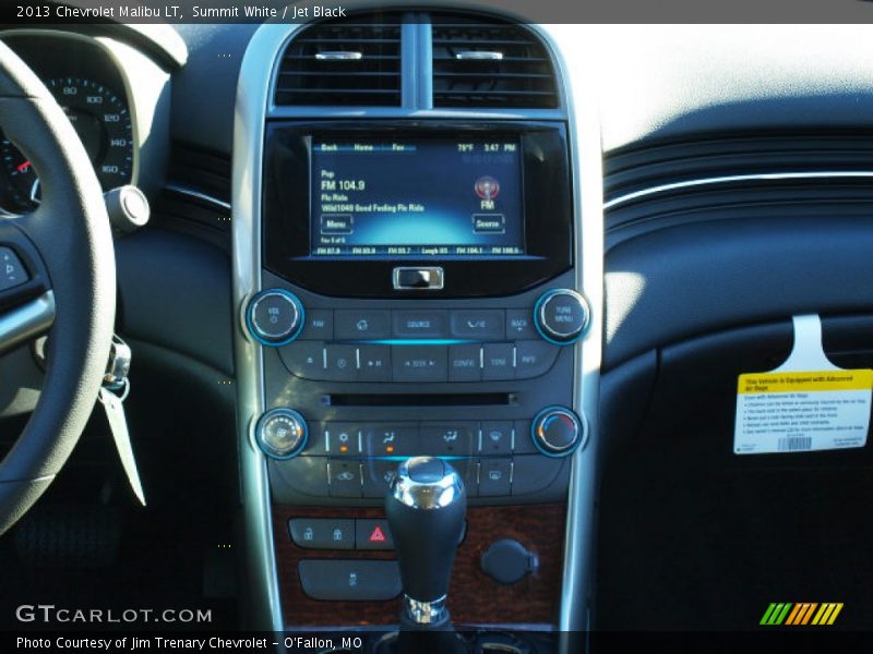 Summit White / Jet Black 2013 Chevrolet Malibu LT
