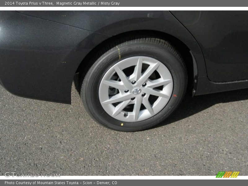 Magnetic Gray Metallic / Misty Gray 2014 Toyota Prius v Three