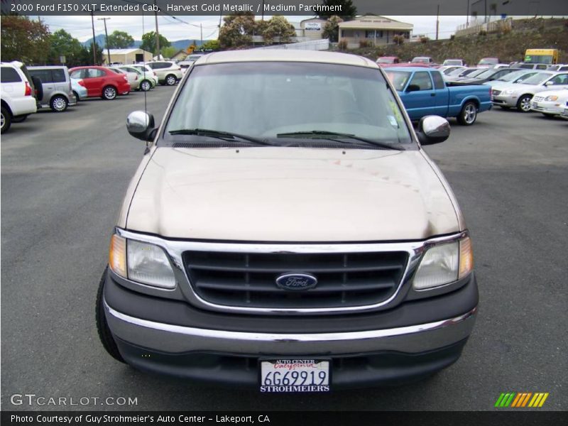 Harvest Gold Metallic / Medium Parchment 2000 Ford F150 XLT Extended Cab